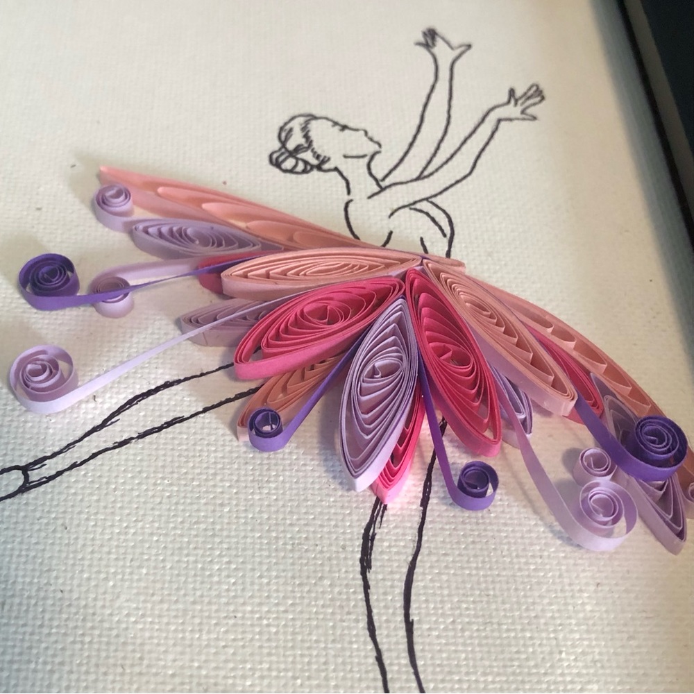 Handmade Quilled Art Ballerina framed pink purple 6 x 8 Quilling - Picture 2 of 11